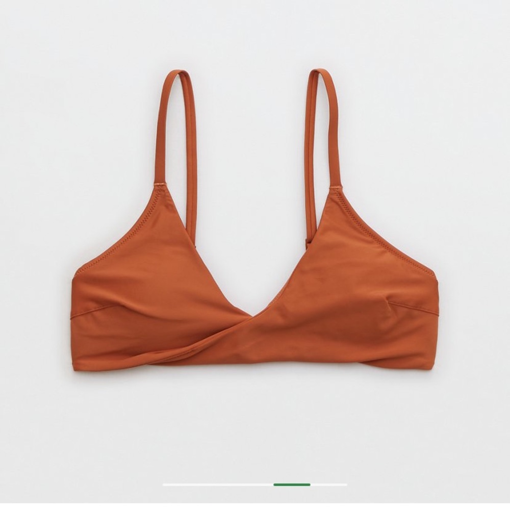 🛑SOLD🛑 NWT Scoop neck Bikini top American Eagle